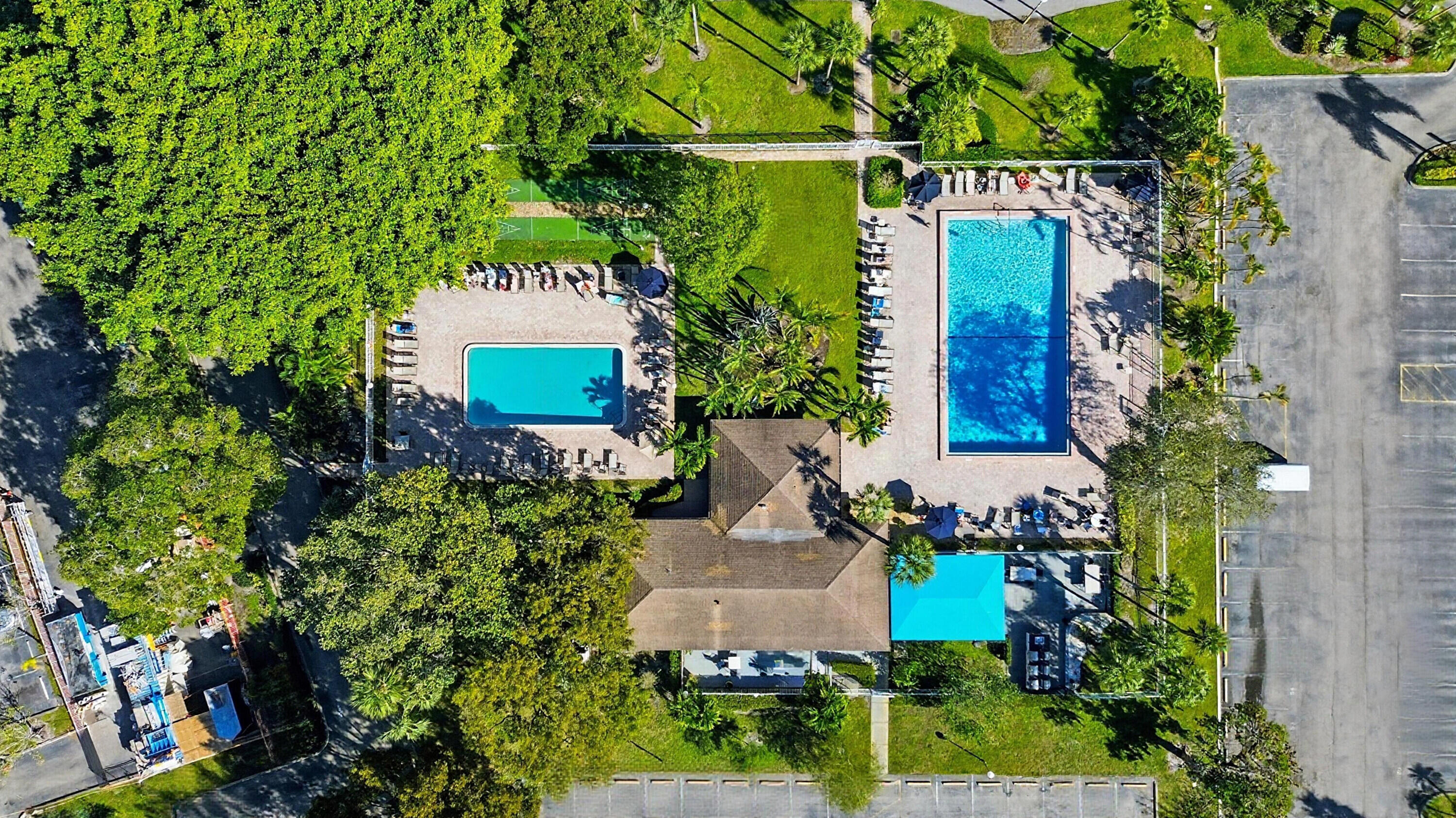NO 23 PALM-AIRE COUNTRY CLUB - Residential