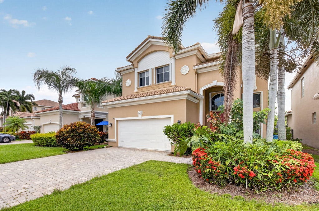 Photo of 4210 Key Lime Boulevard, Boynton Beach, FL 33436 (MLS # B26046264)