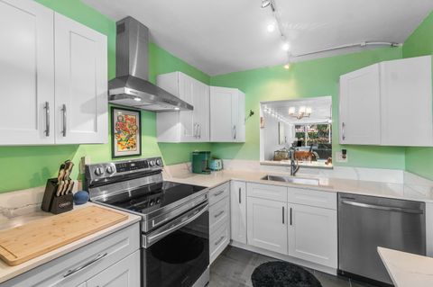 2825 SW 22nd Avenue 104 Delray Beach FL 33445