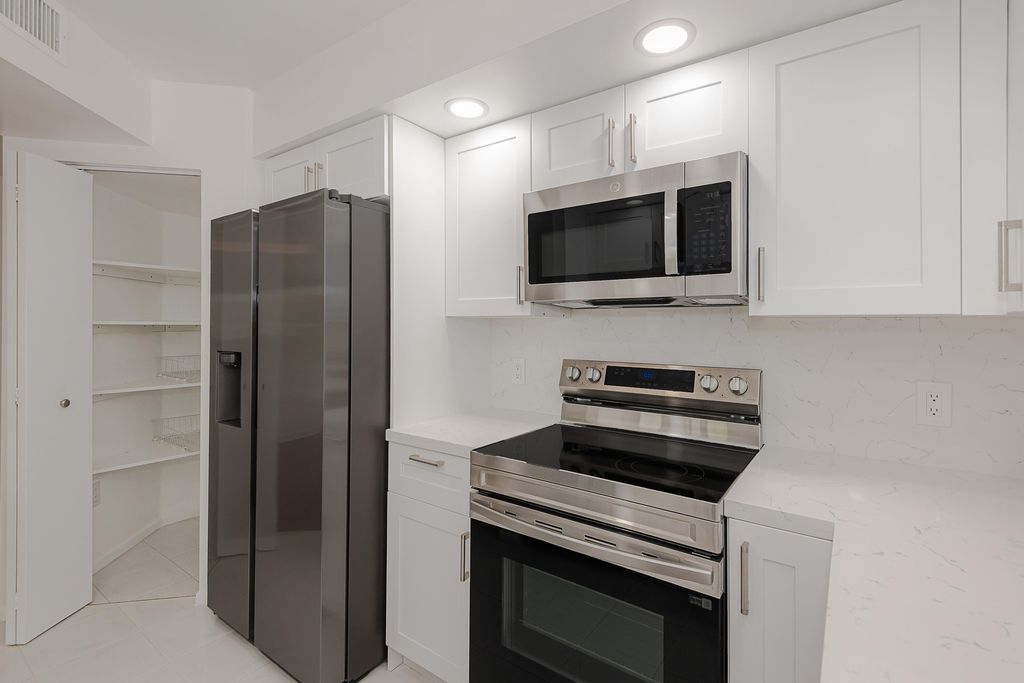 Photo of 13800 SW 14th Street #211c, Pembroke Pines, FL 33027 (MLS # F10556438)