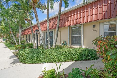 A home in Lake Worth