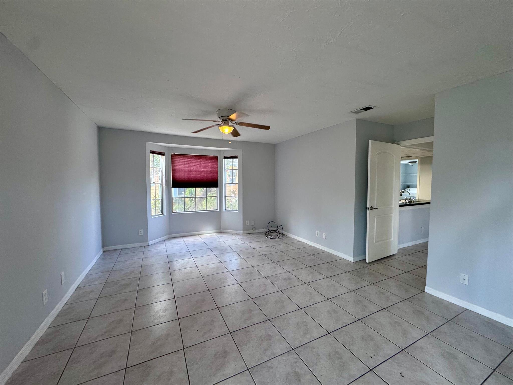 VICTORIA WOODS 2 - Residential Lease