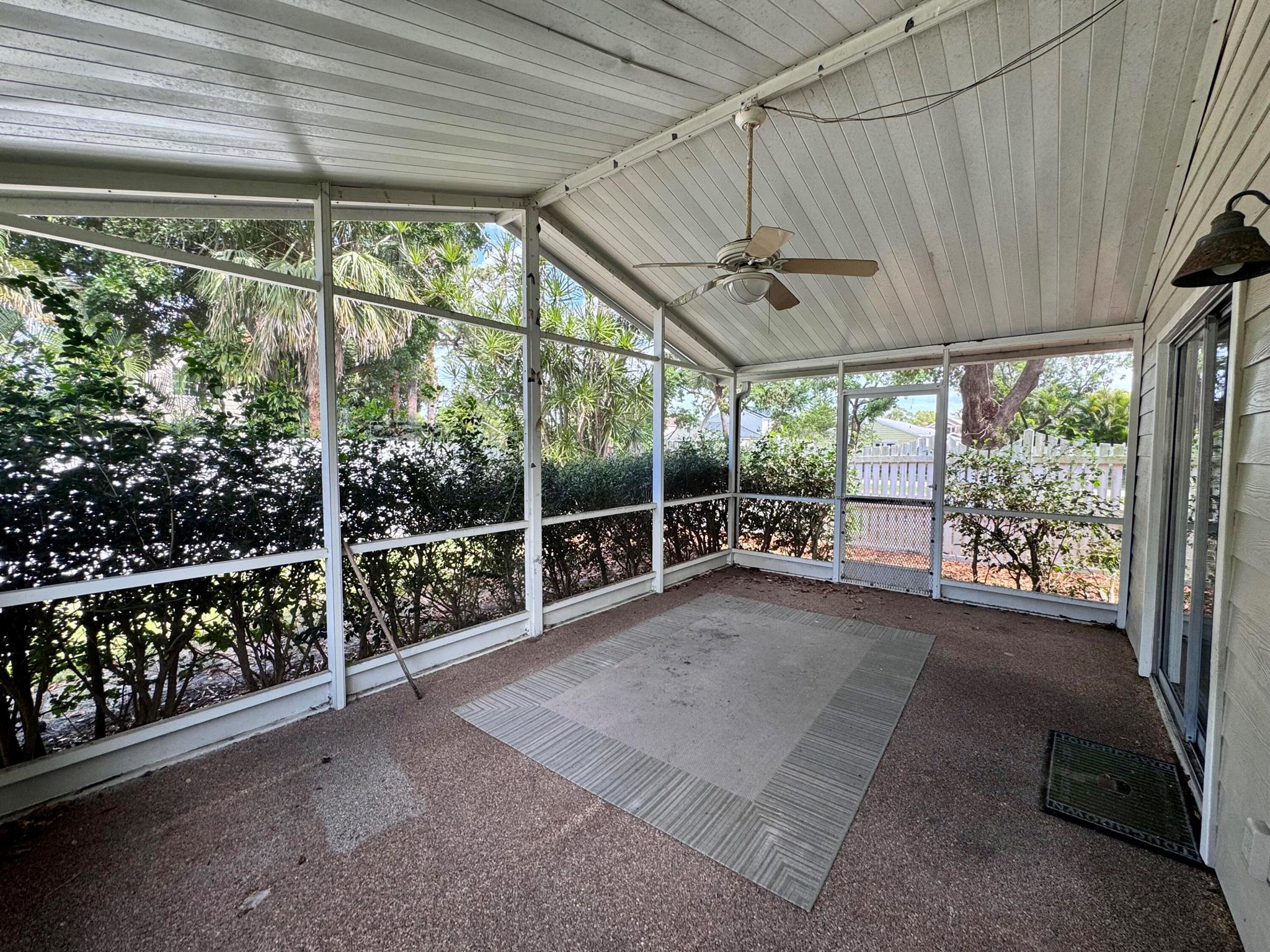 VICTORIA WOODS 2 - Residential Lease