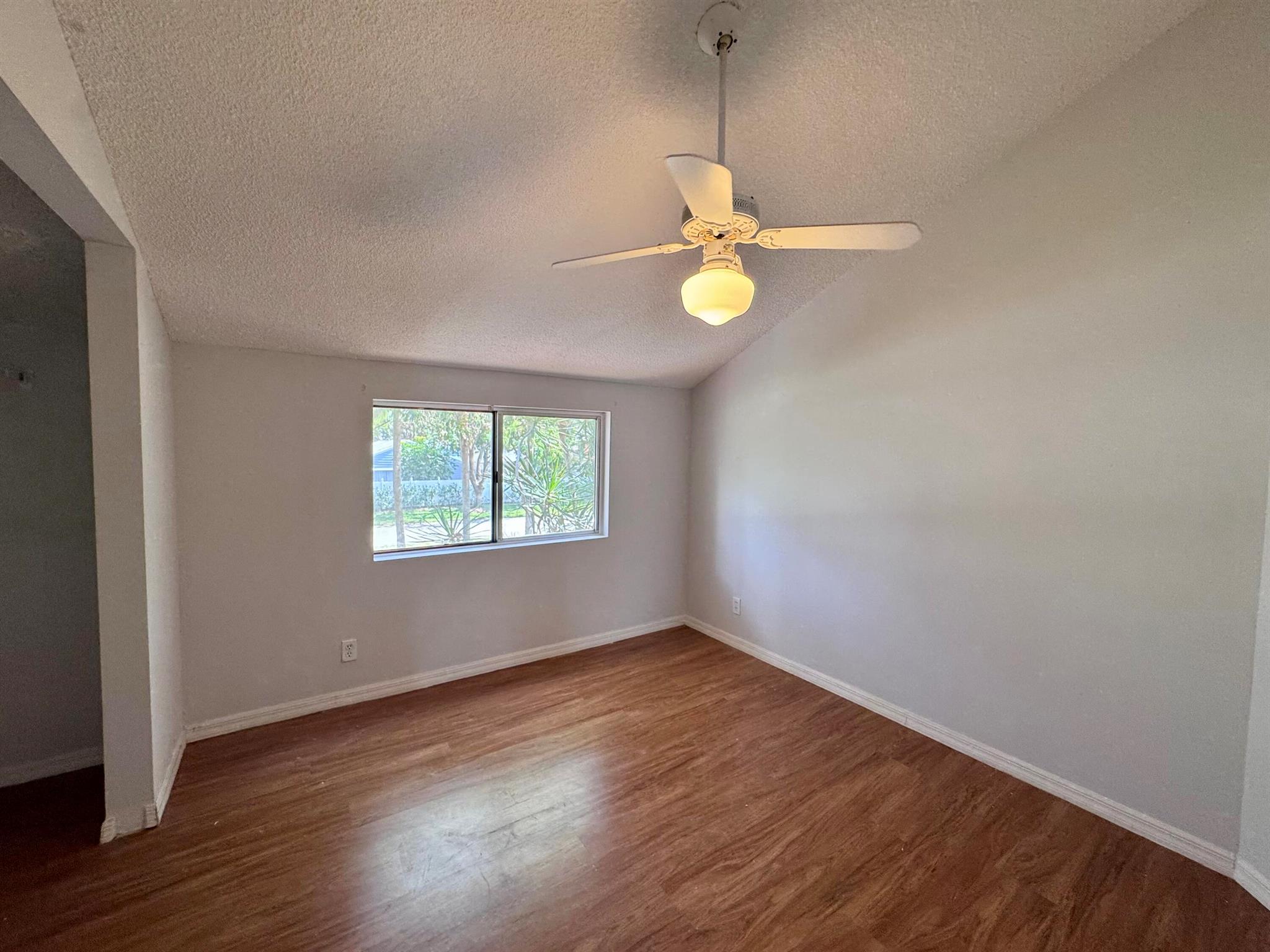 VICTORIA WOODS 2 - Residential Lease