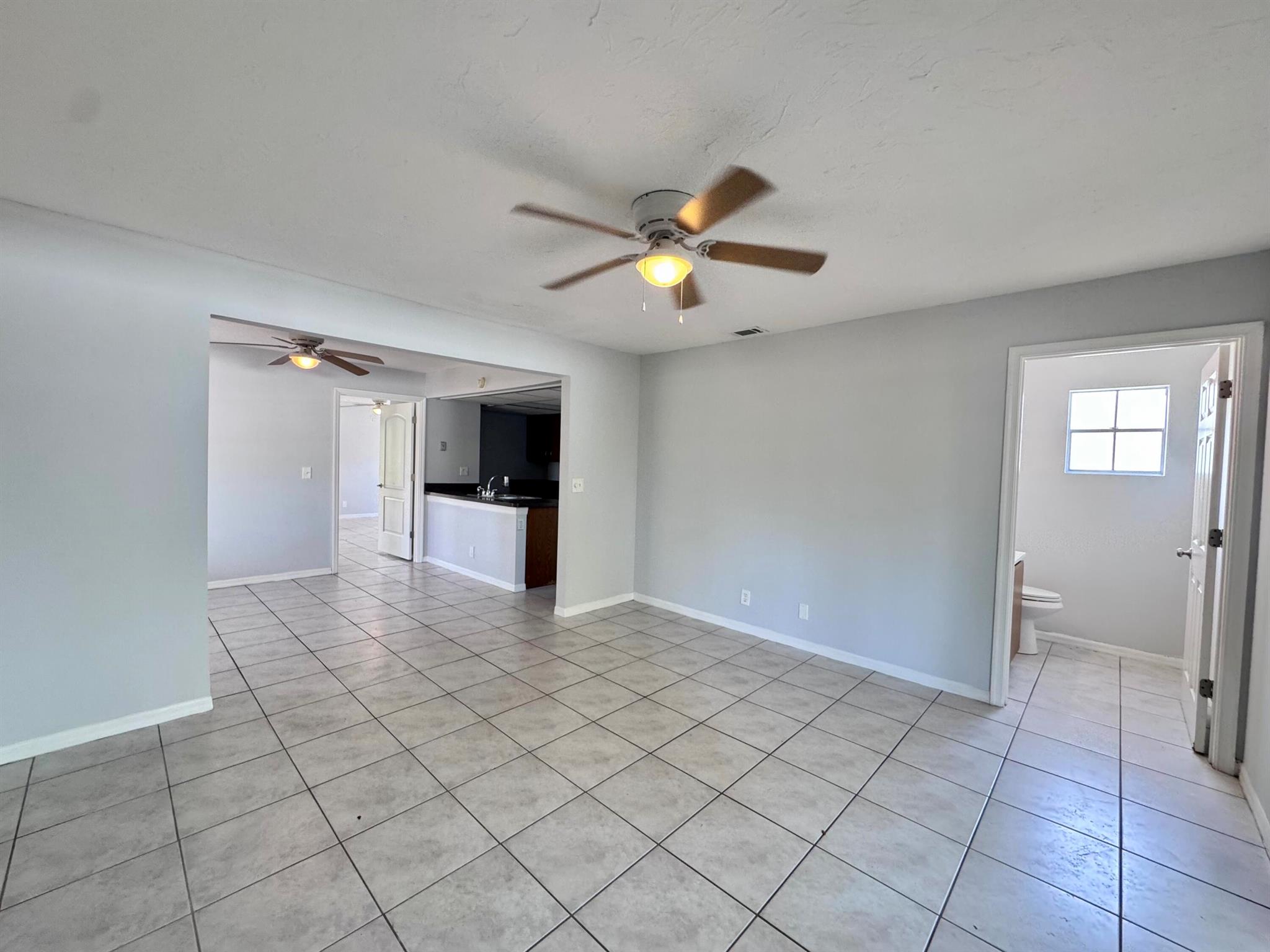 VICTORIA WOODS 2 - Residential Lease