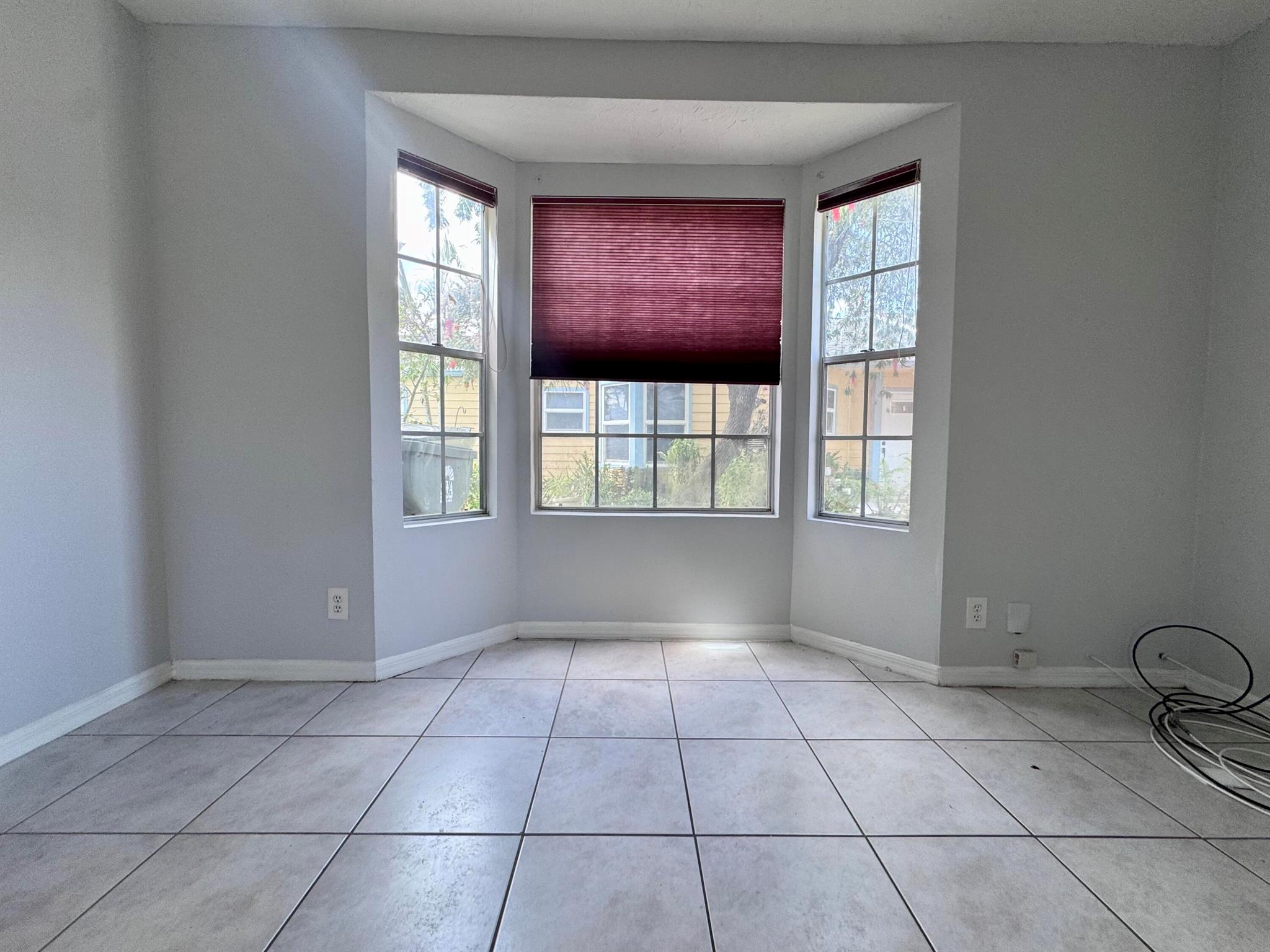 VICTORIA WOODS 2 - Residential Lease