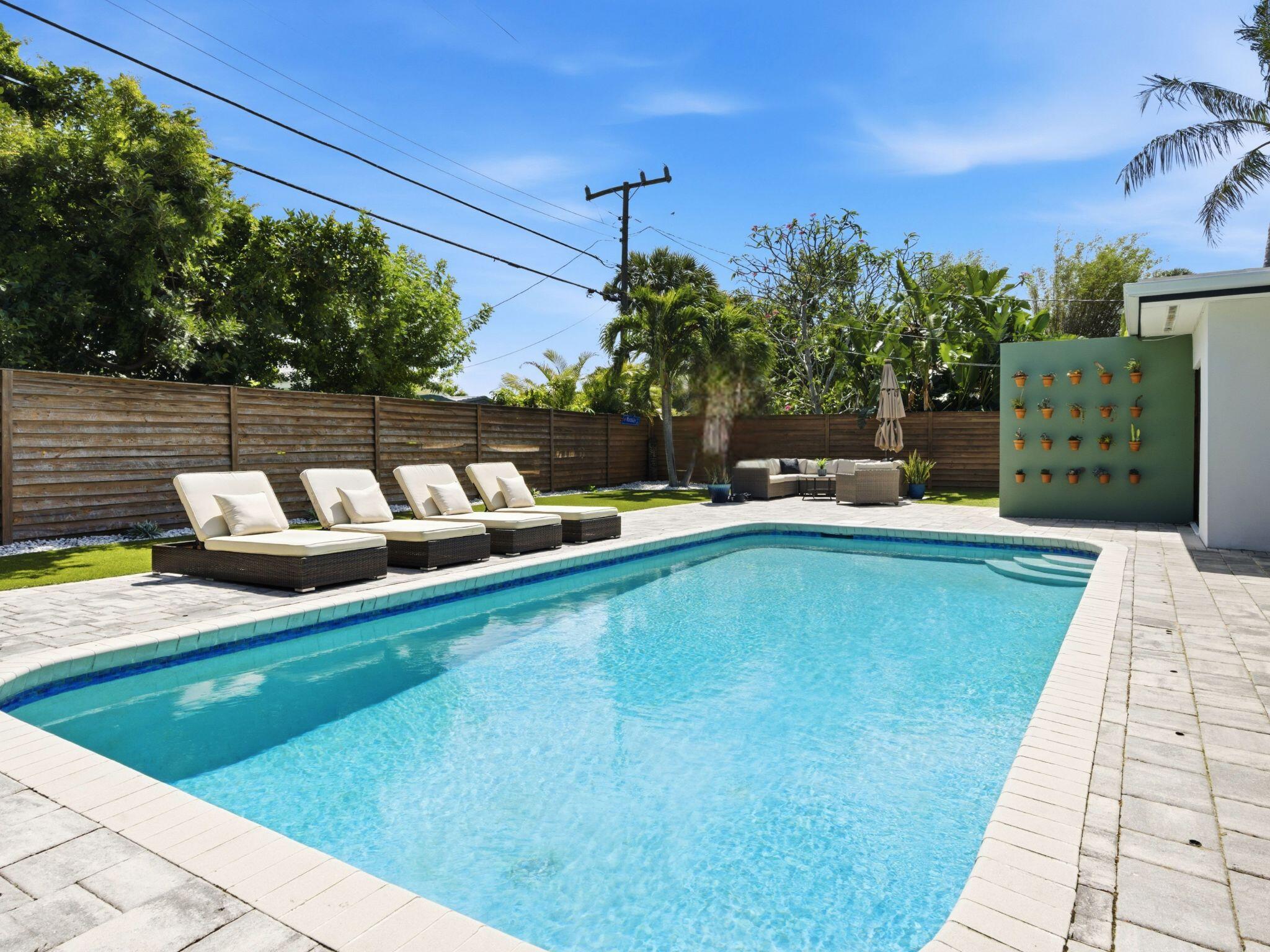 PALM BEACH GARDENS 3 - Residential