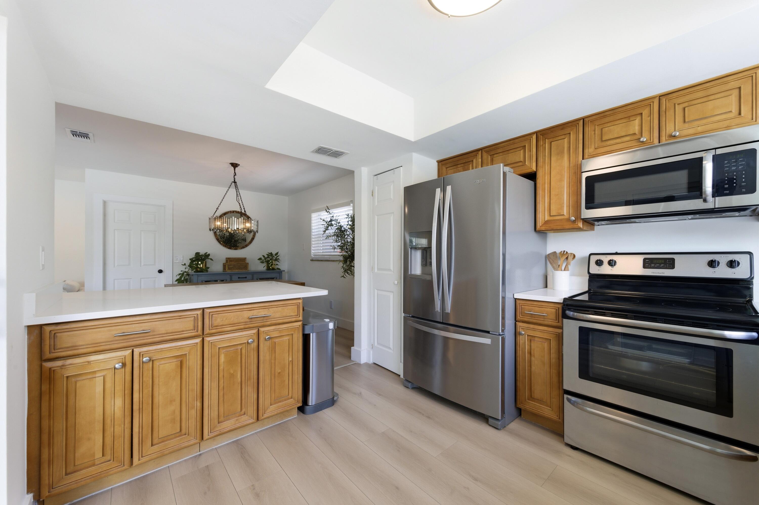 PALM BEACH GARDENS 3 - Residential