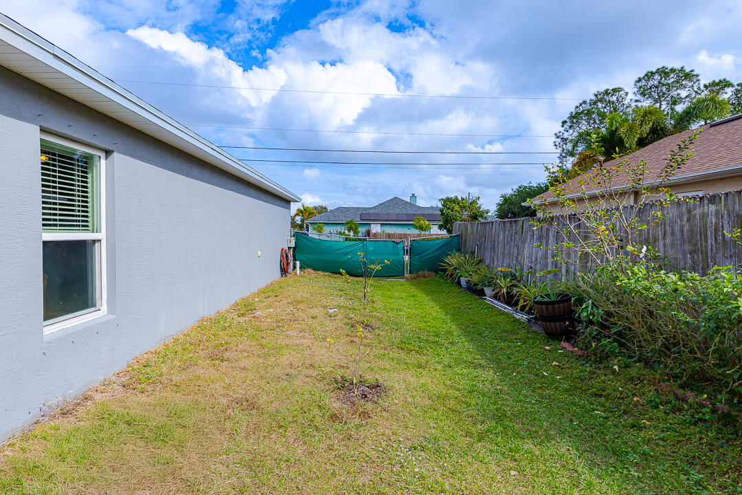 PORT ST LUCIE SECTION 19 - Residential