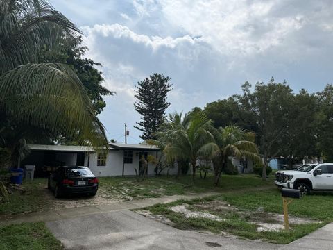 5264 NE 15th Ave Pompano Beach FL 33064