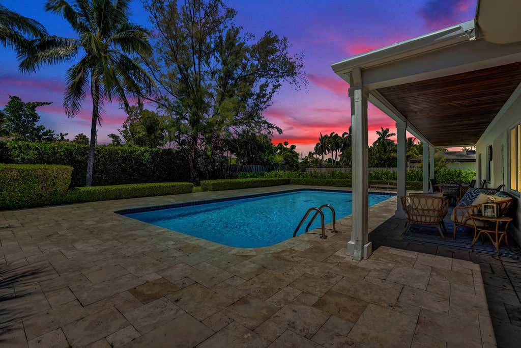 Photo of 248 Codrington Drive, Lauderdale By The Sea, FL 33308 (MLS # B26046054)