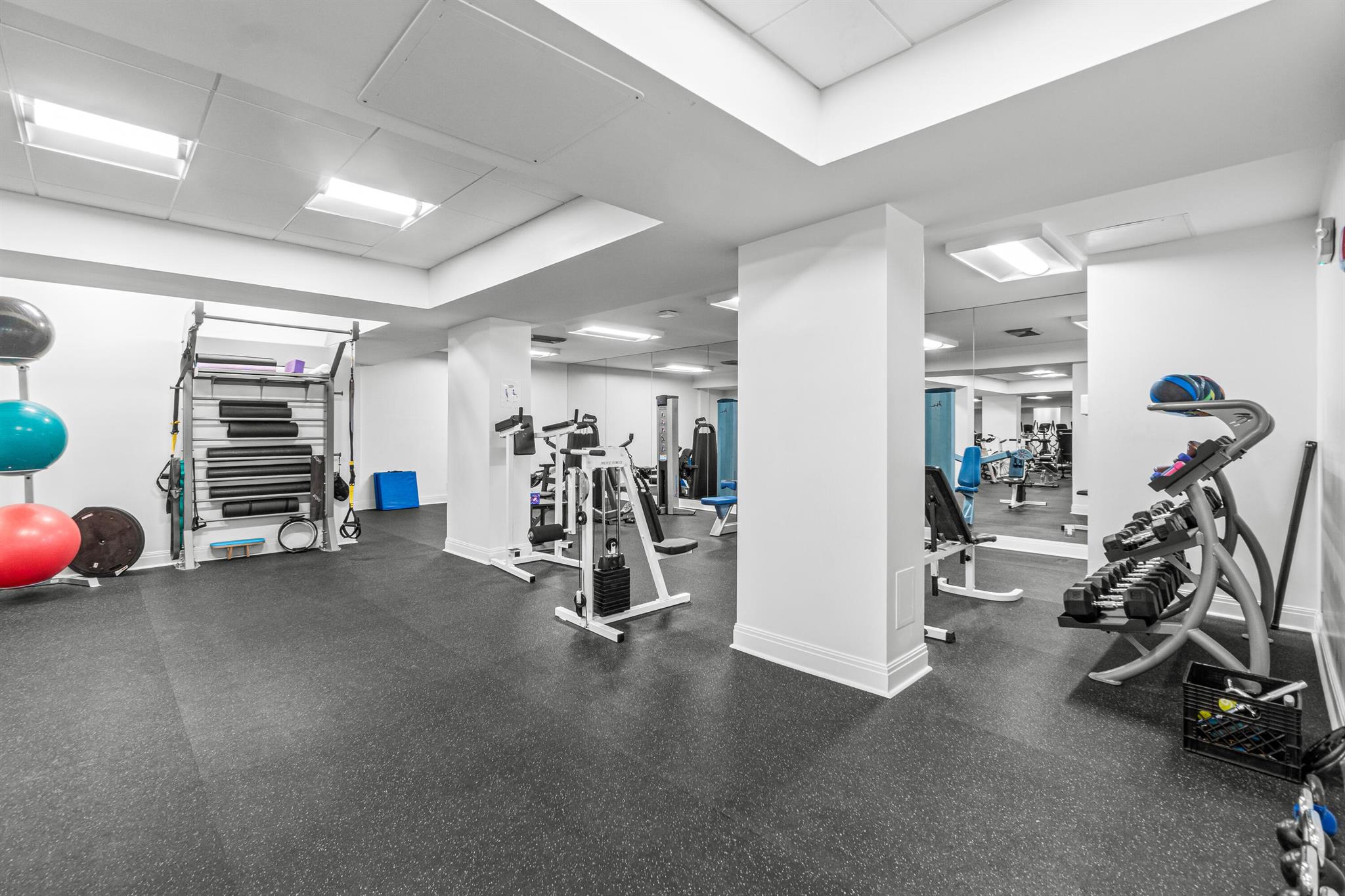 HARBOUR HOUSE - Residential