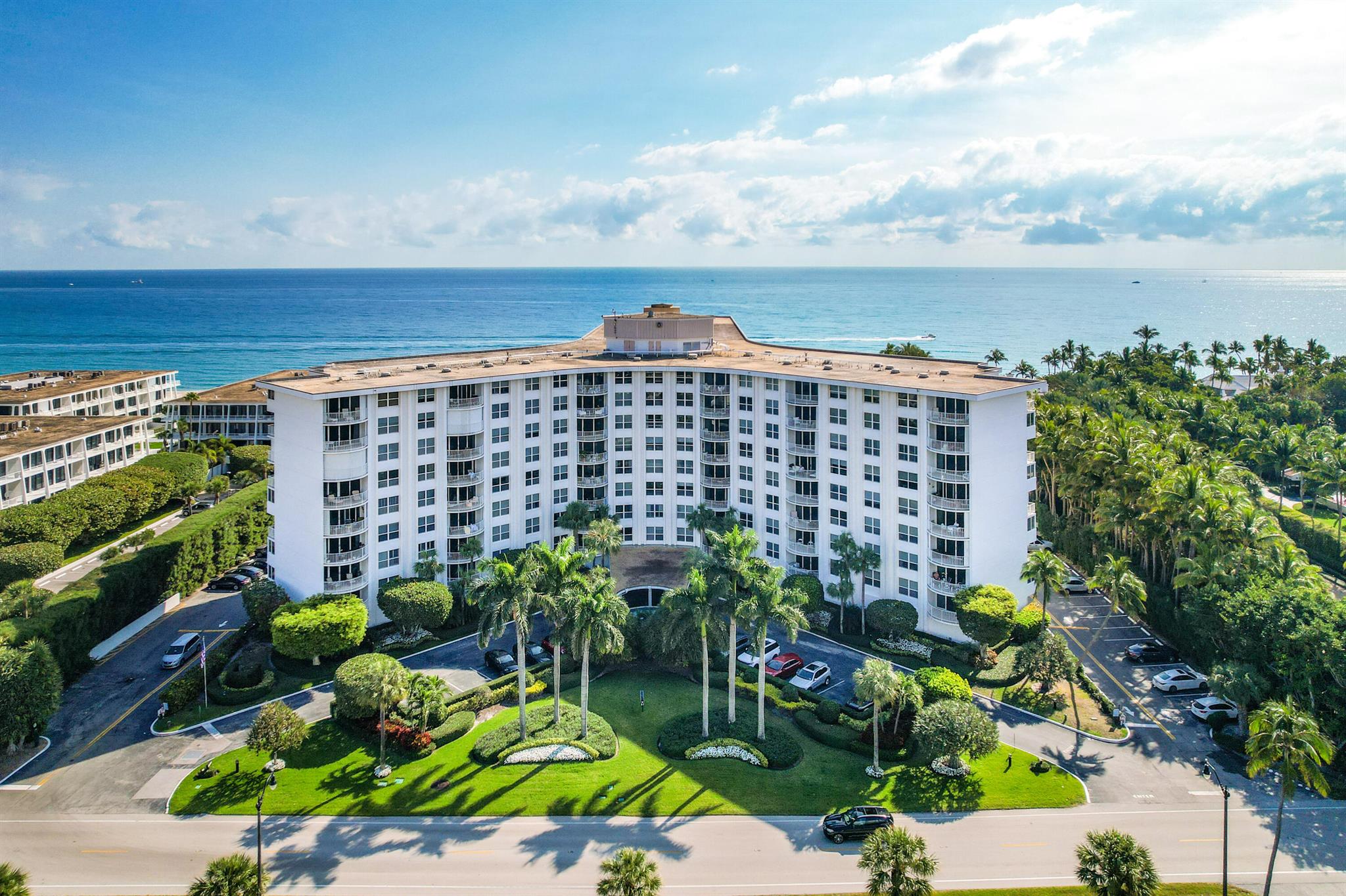 HARBOUR HOUSE - Residential