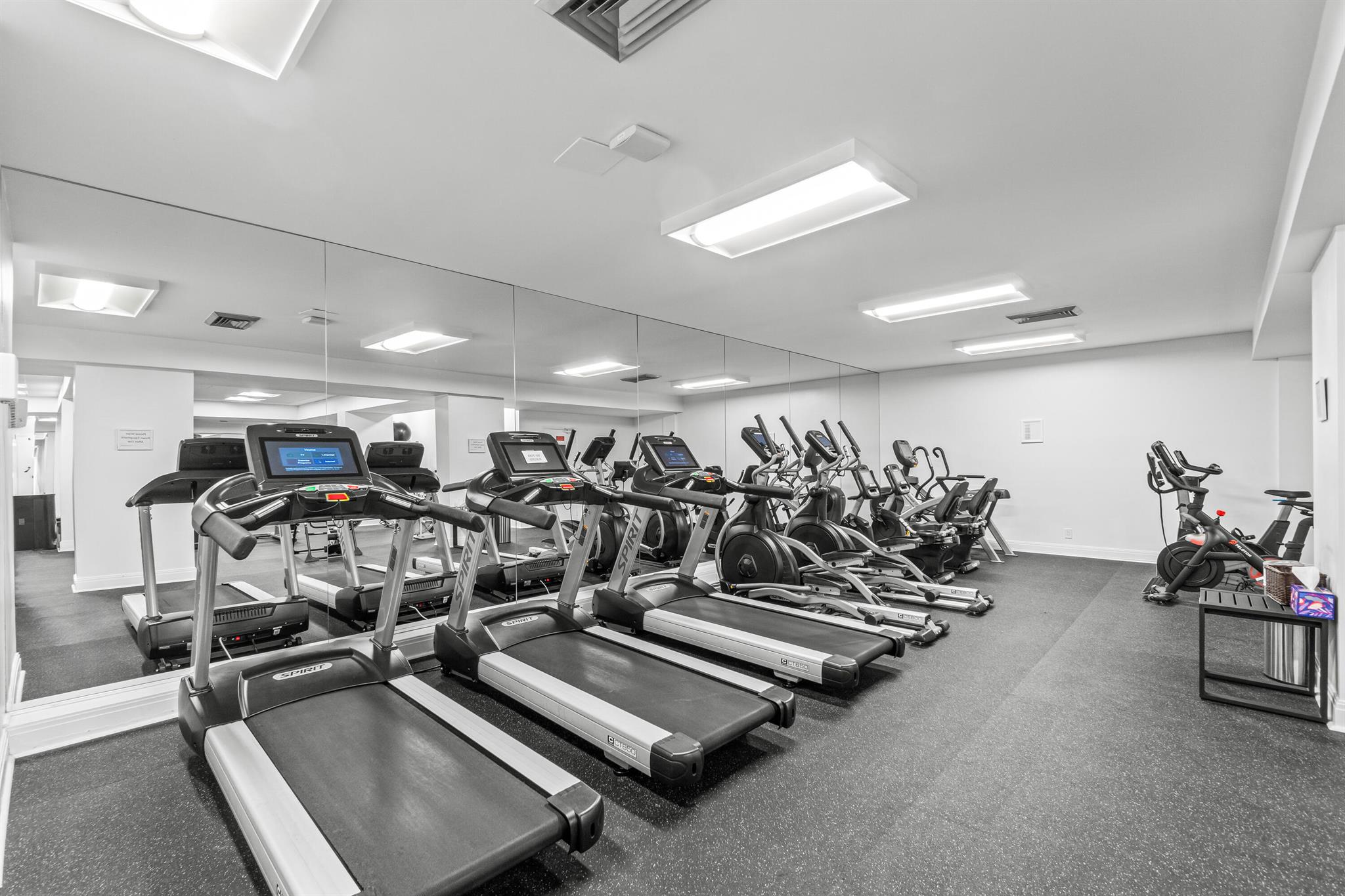 HARBOUR HOUSE - Residential