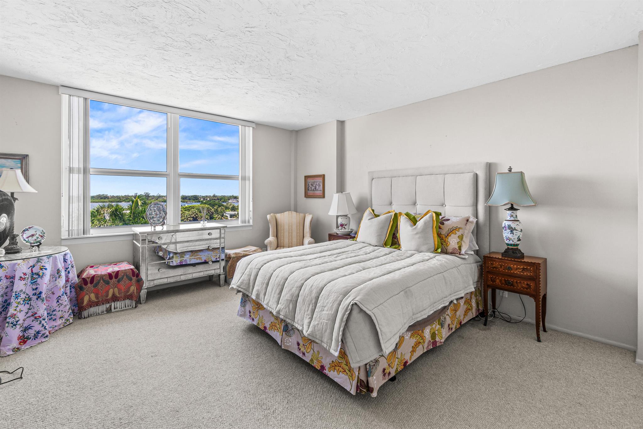 HARBOUR HOUSE - Residential