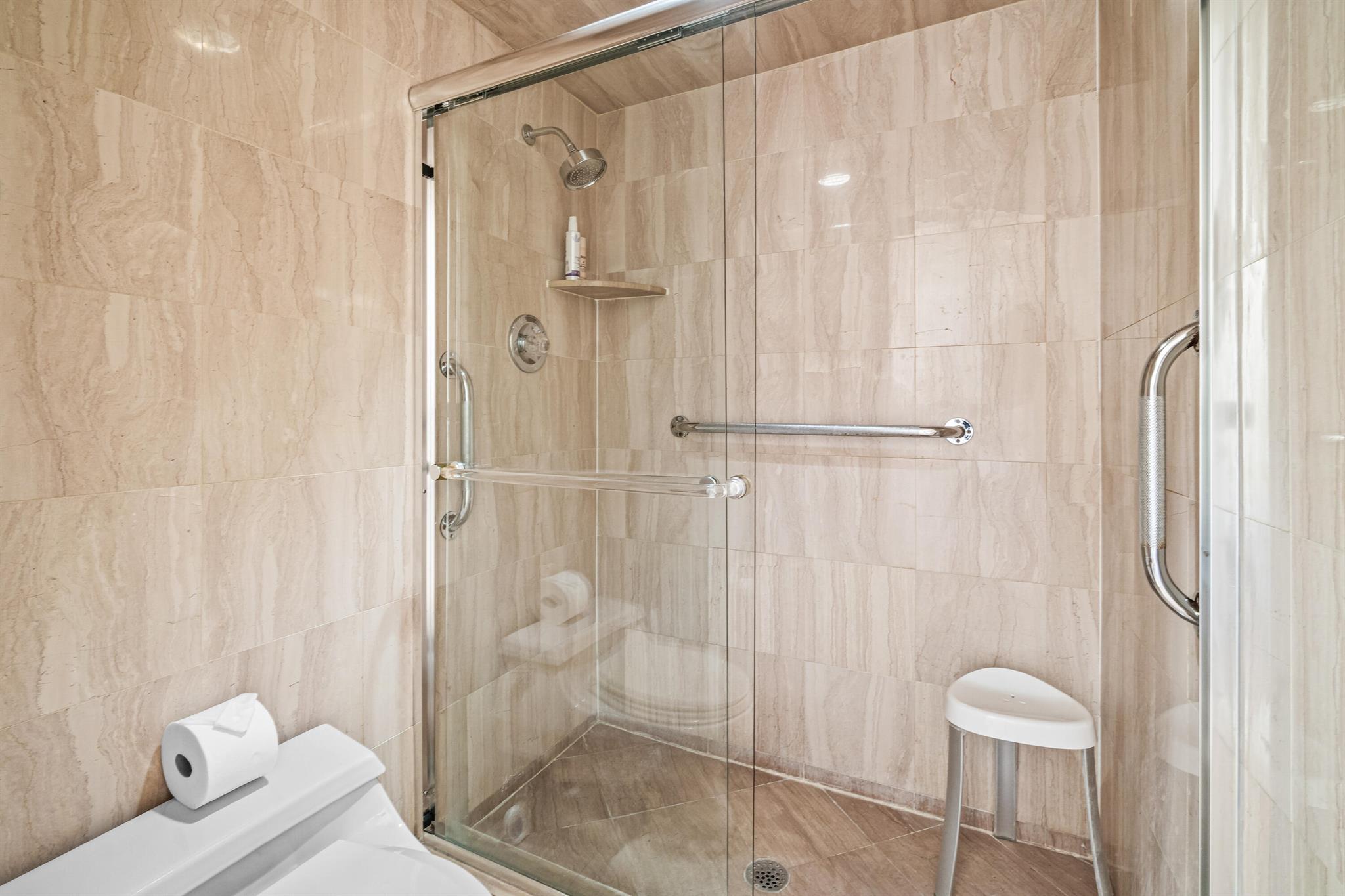 HARBOUR HOUSE - Residential