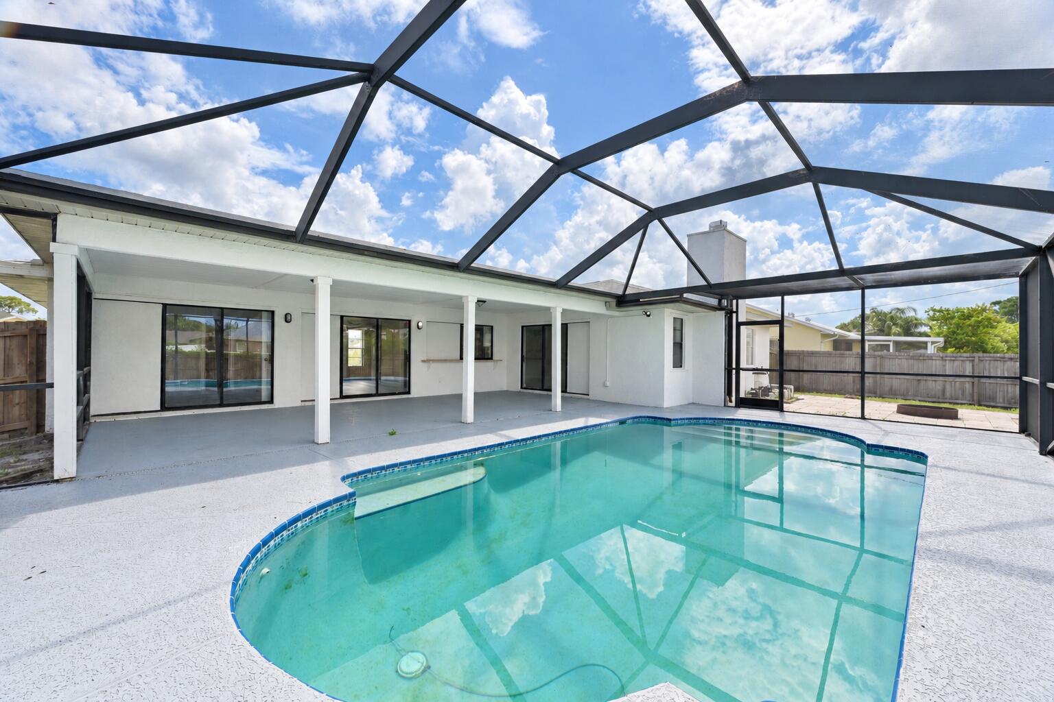 441 SE Guava Terrace