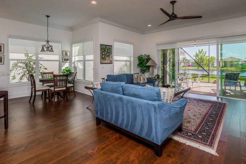 VALENCIA COVE AGR PUD PL 8 - Residential