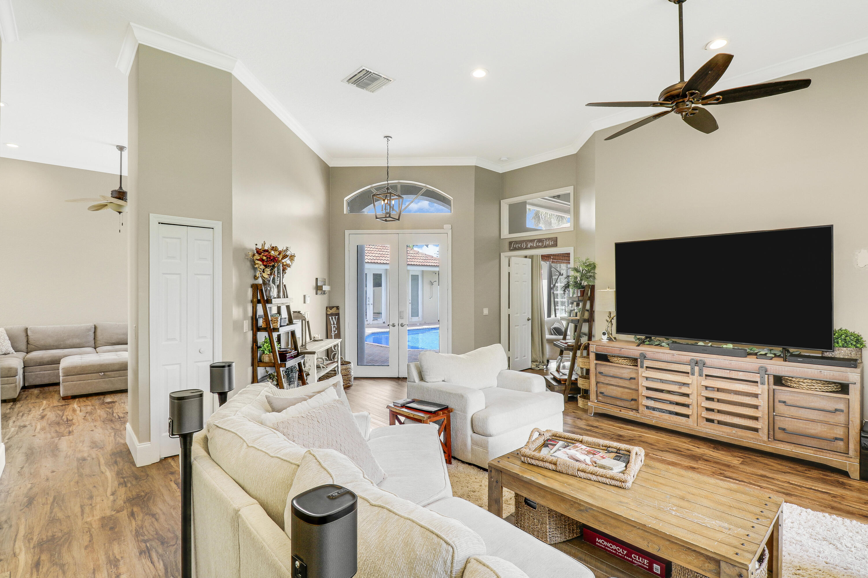 6995 Cypress Cove Circle