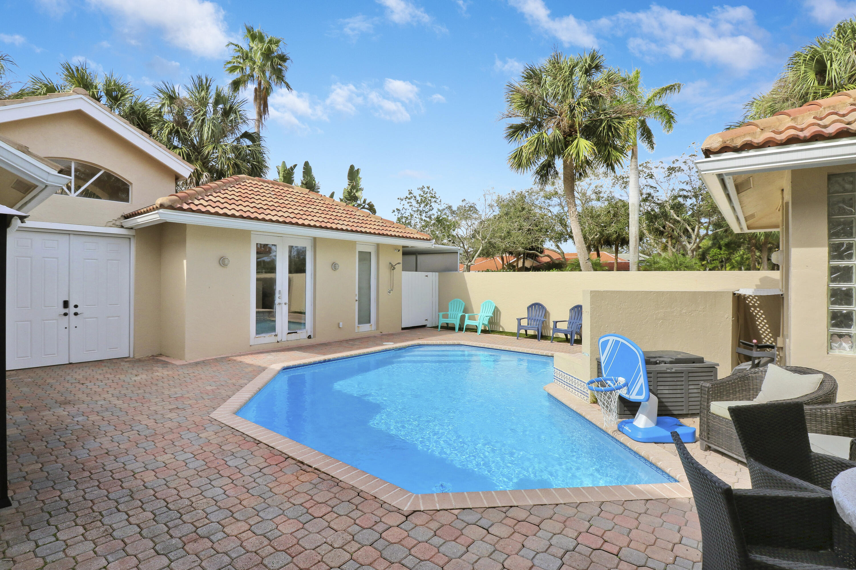 CYPRESS COVE OF JUPITER - Residential Lease