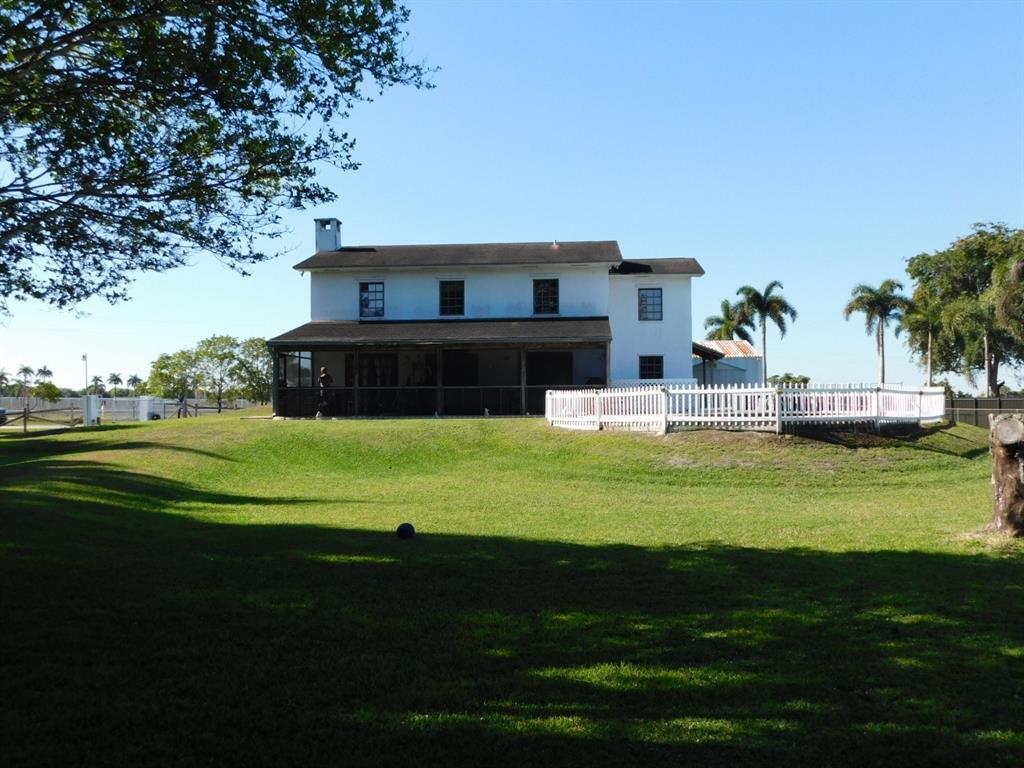 COUNTRY CLUB RANCHES SEC 3 - Residential