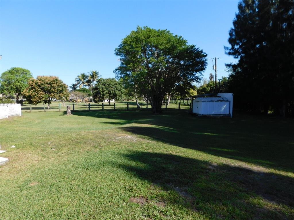 COUNTRY CLUB RANCHES SEC 3 - Residential