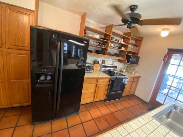 COUNTRY CLUB RANCHES SEC 3 - Residential