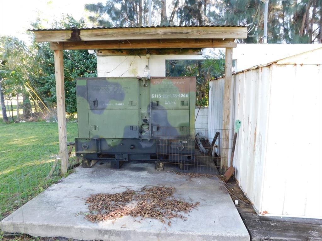 COUNTRY CLUB RANCHES SEC 3 - Residential