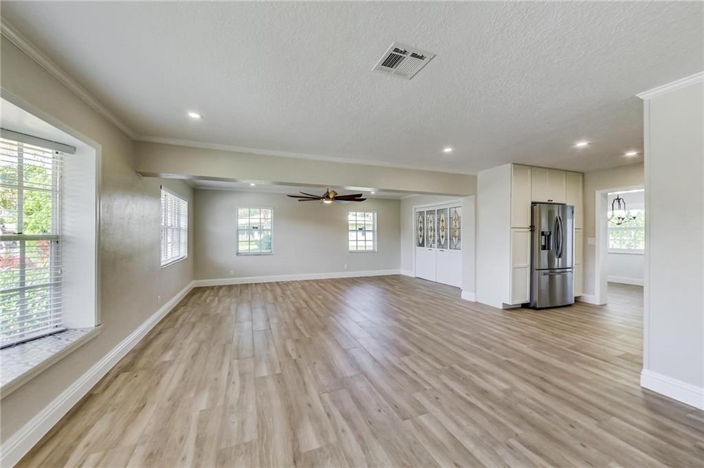 Brentwood Park - Residential