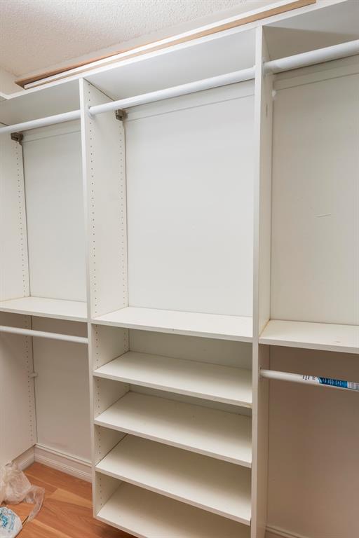 CHERRY HILLS - Residential