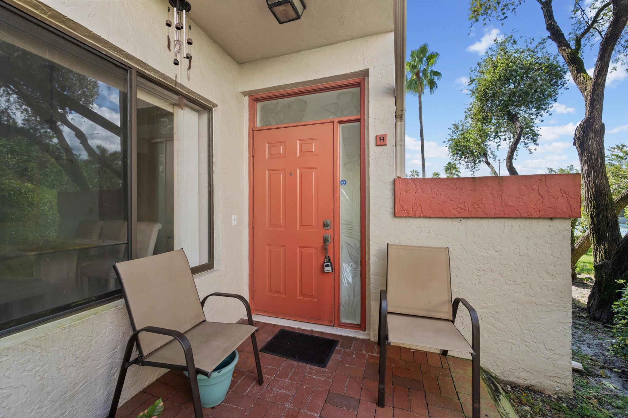 LEXINGTON CLUB VILLAS CON - Residential