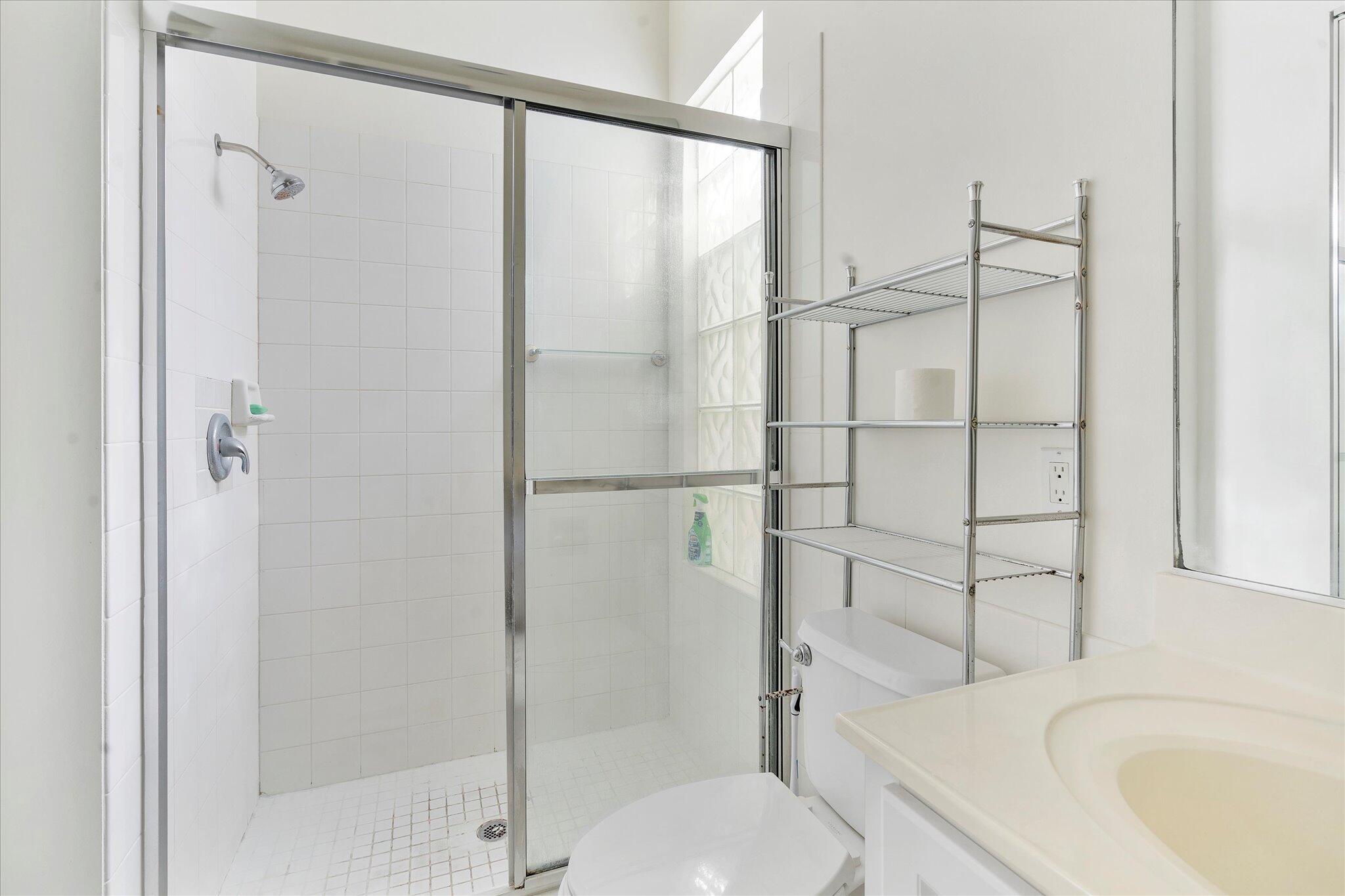 RIVERWALK 3A - Residential