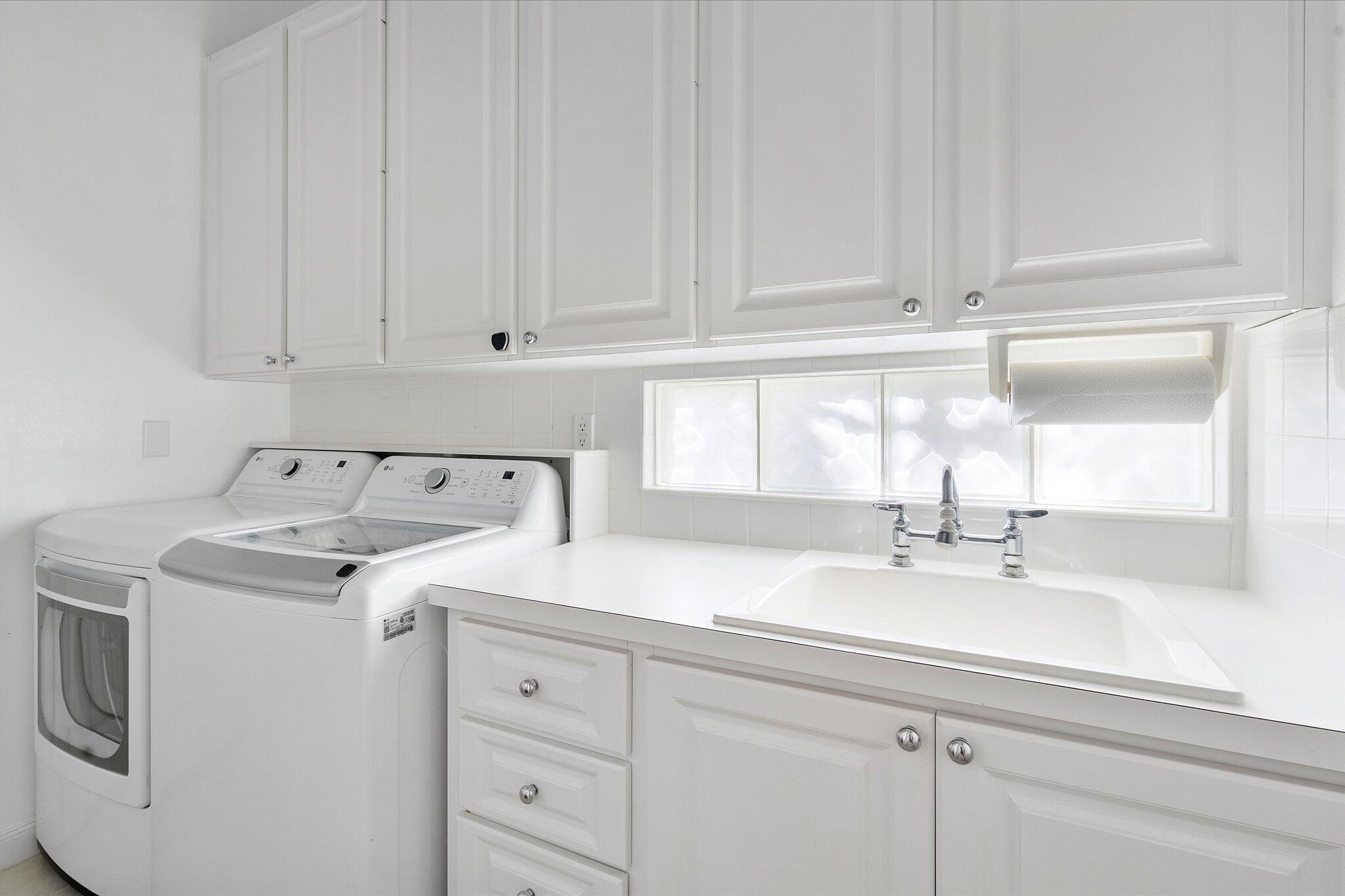 RIVERWALK 3A - Residential