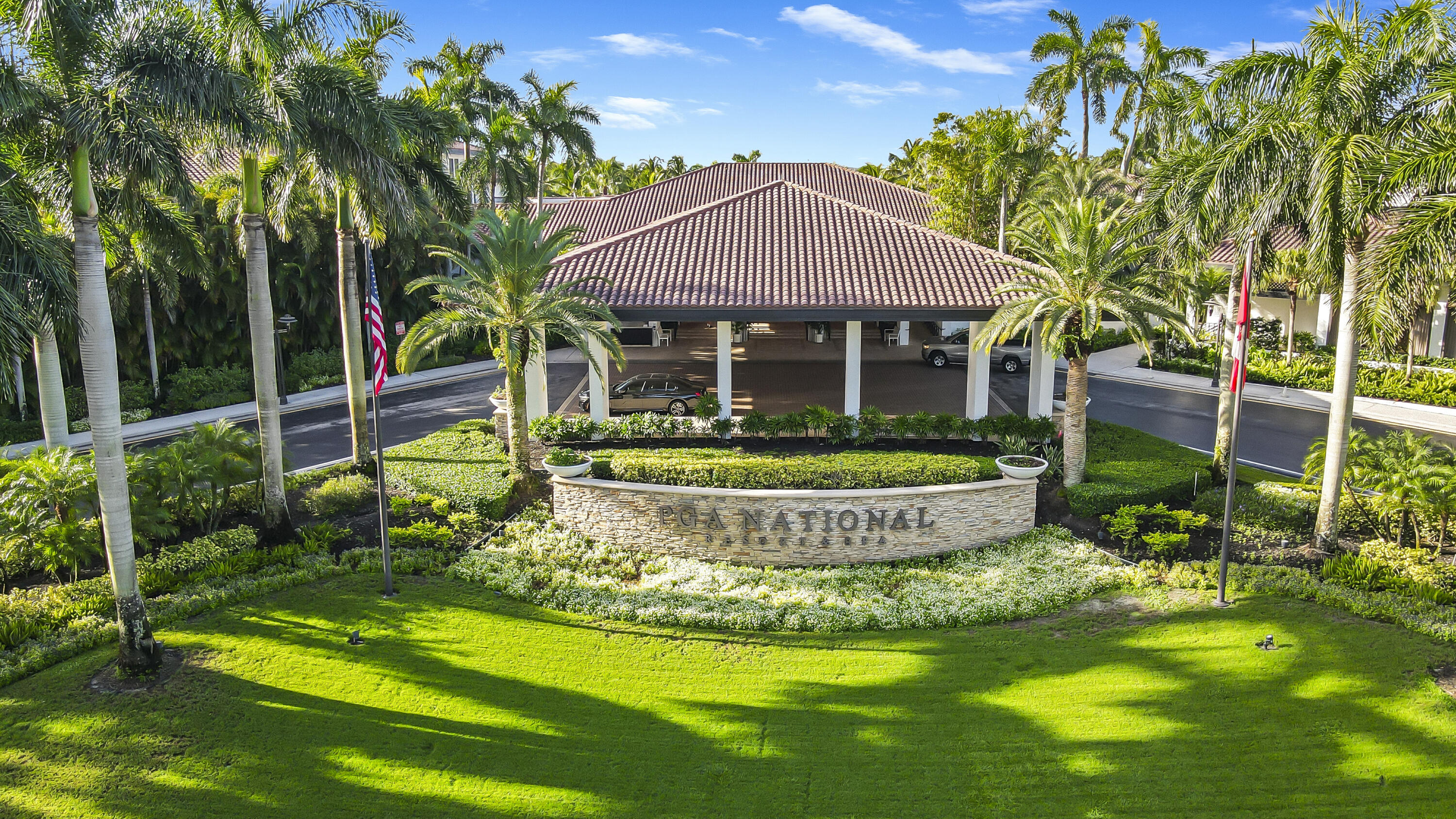 PGA CLUB COTTAGES - Residential Lease