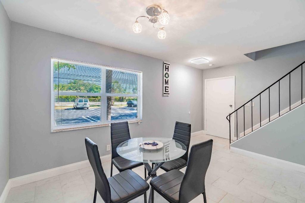 LA PLACIDA SECTION 1 COND - Residential