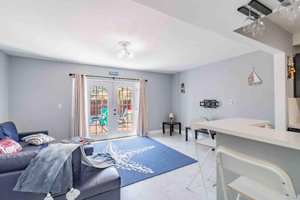 LA PLACIDA SECTION 1 COND - Residential