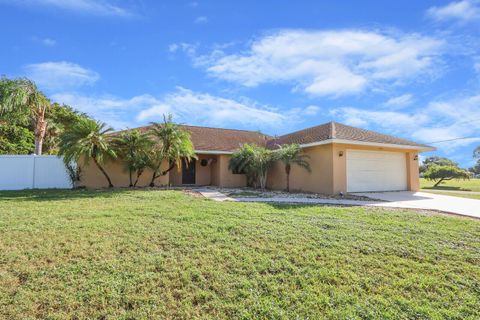 A home in Port St Lucie