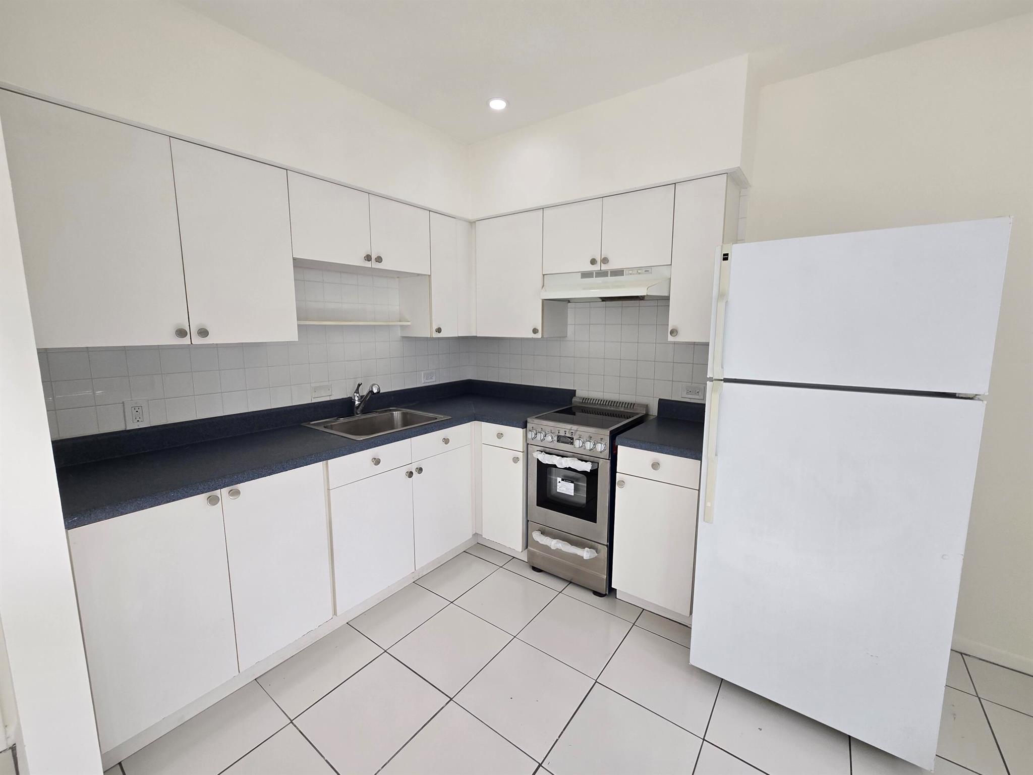 ROSEDALE ADD WPB AMNDED P - Residential Lease