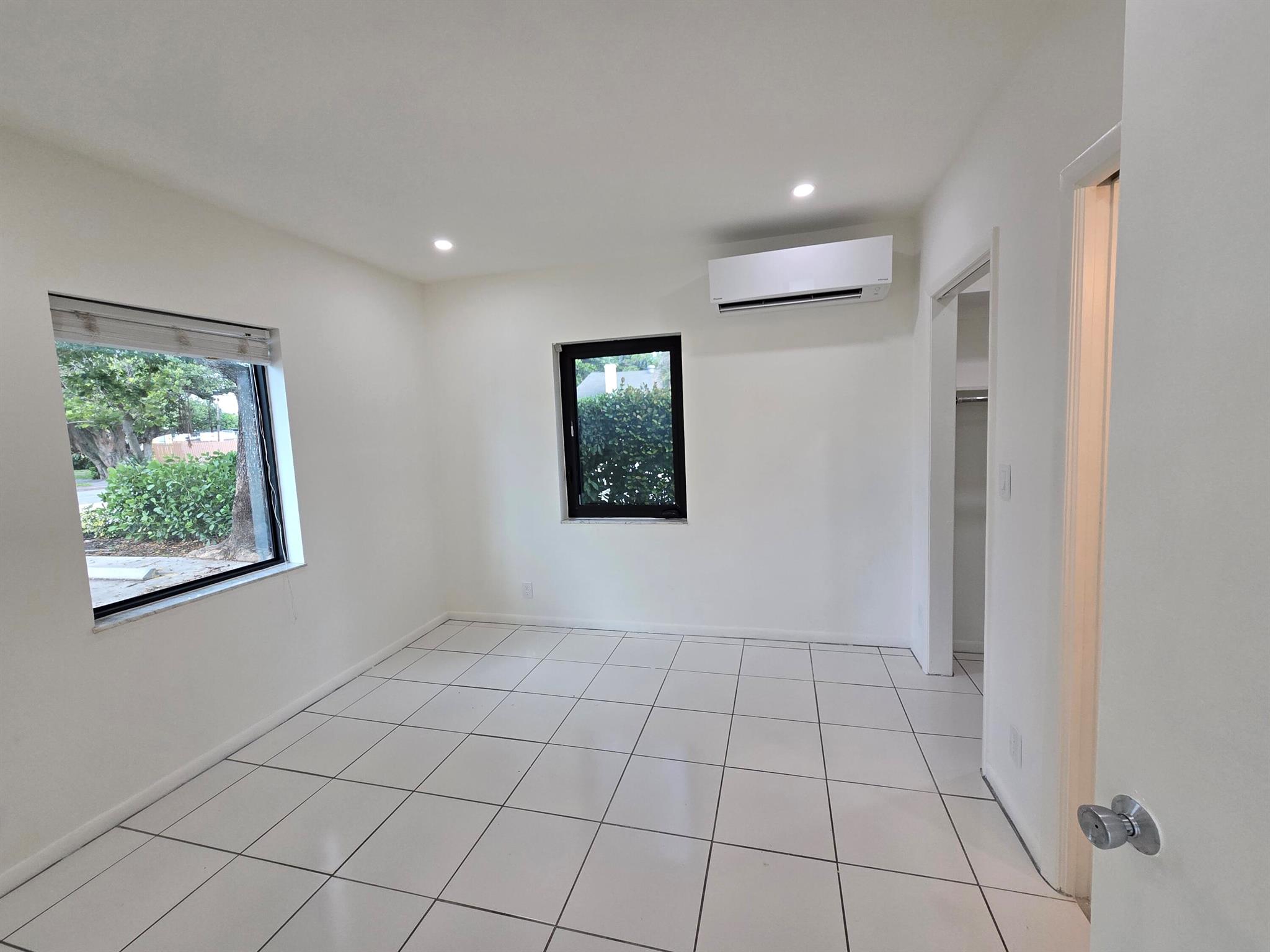 ROSEDALE ADD WPB AMNDED P - Residential Lease