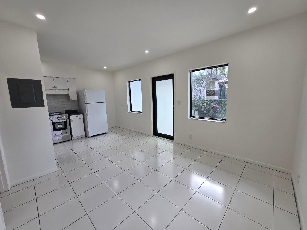 ROSEDALE ADD WPB AMNDED PL IN - Residential Lease