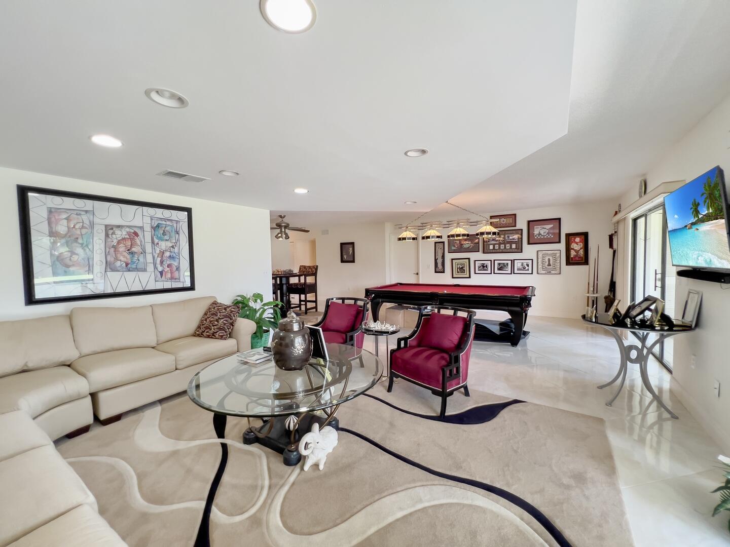 HUNTERS RUN - Residential Lease