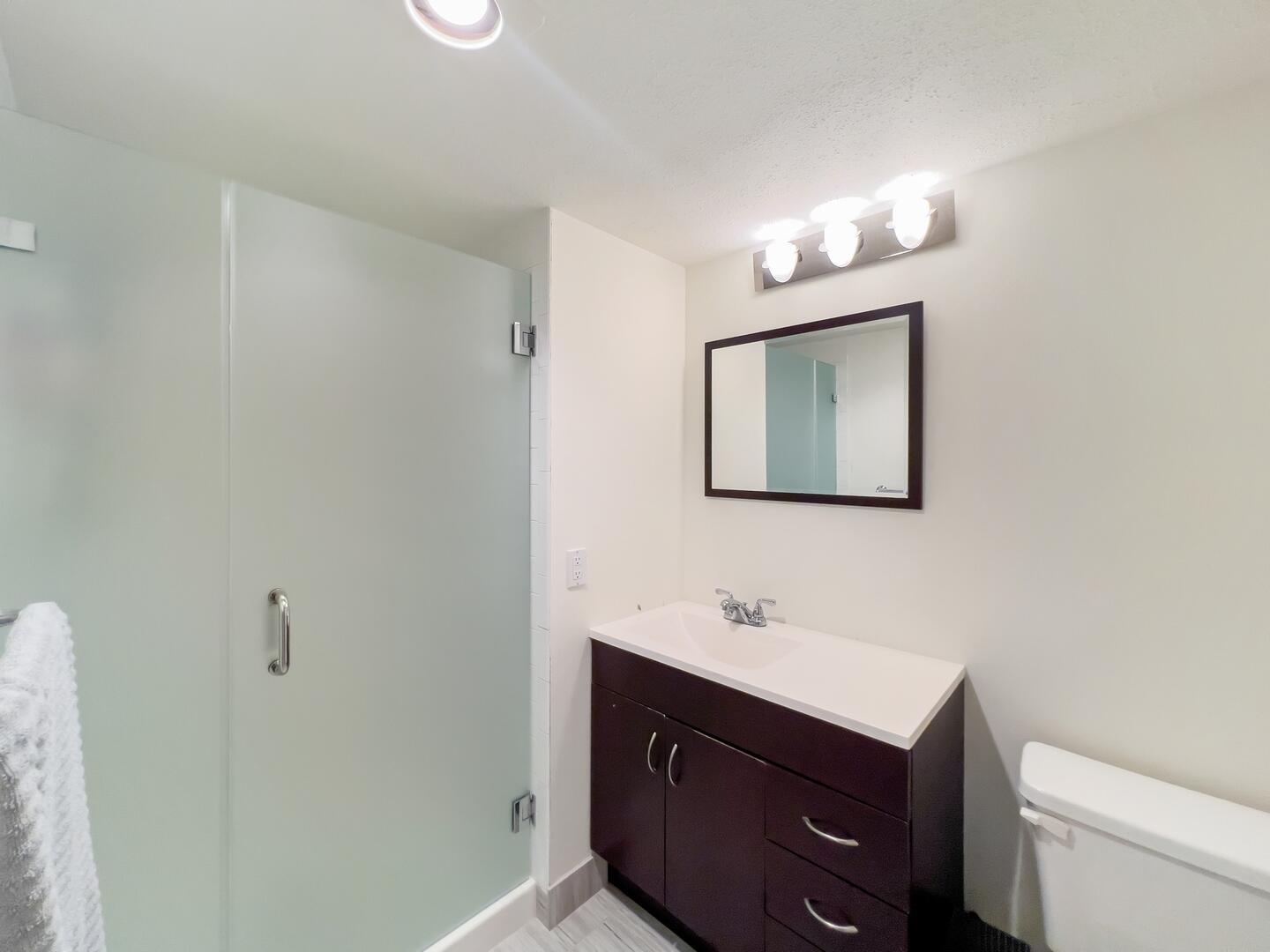 HUNTERS RUN - Residential Lease