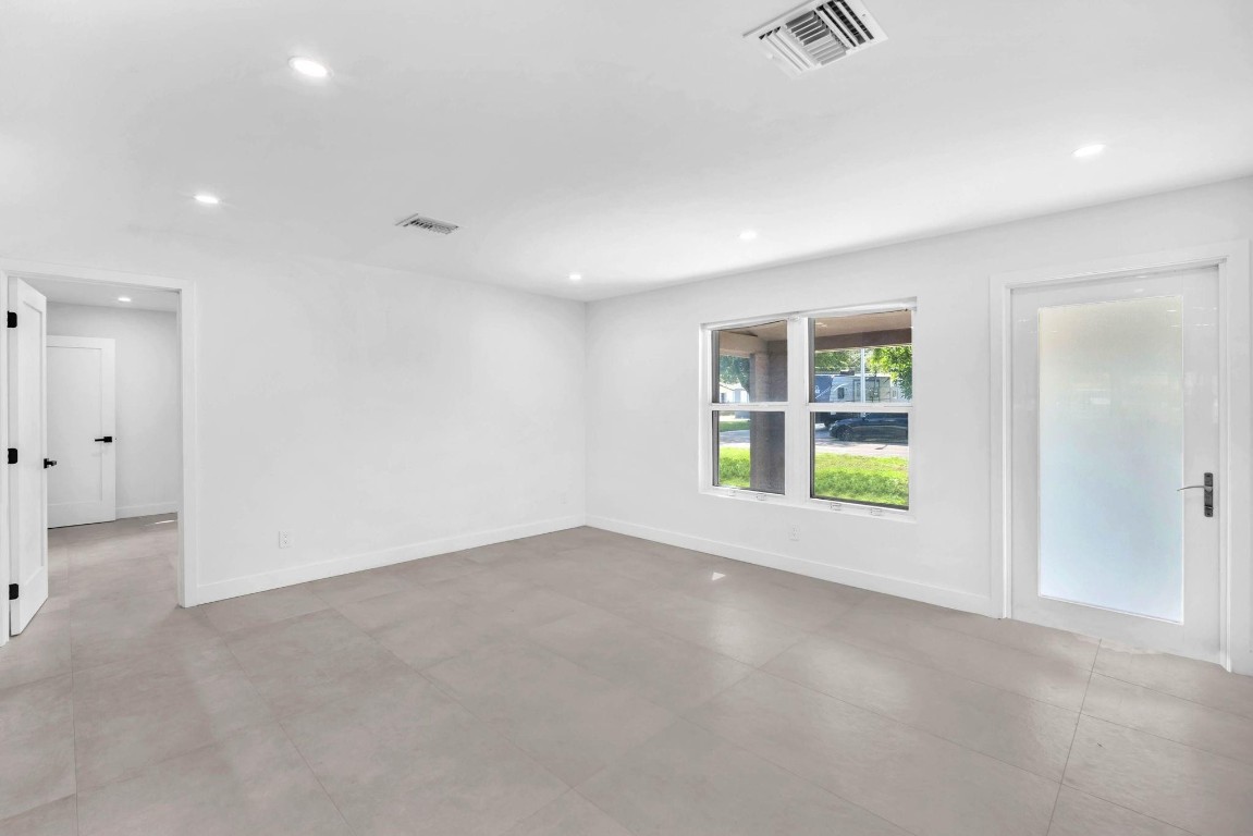 SEABOARD PARK - Residential Lease