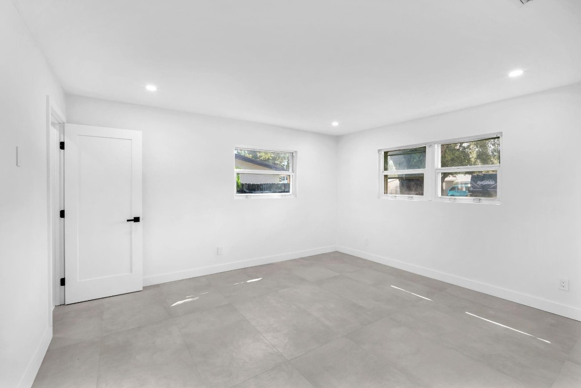 SEABOARD PARK - Residential Lease