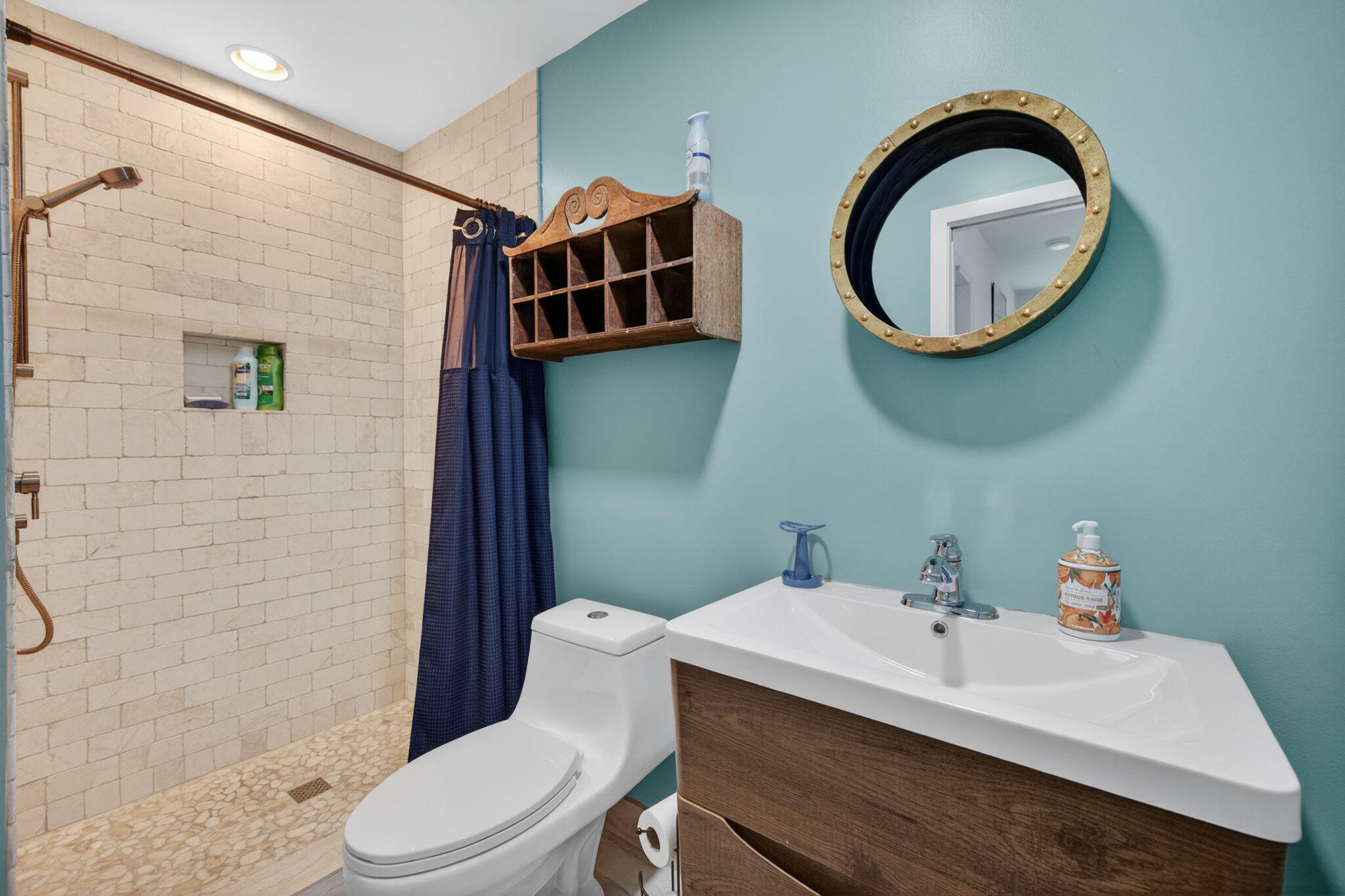 OCEAN VIEW CONDO - Residential