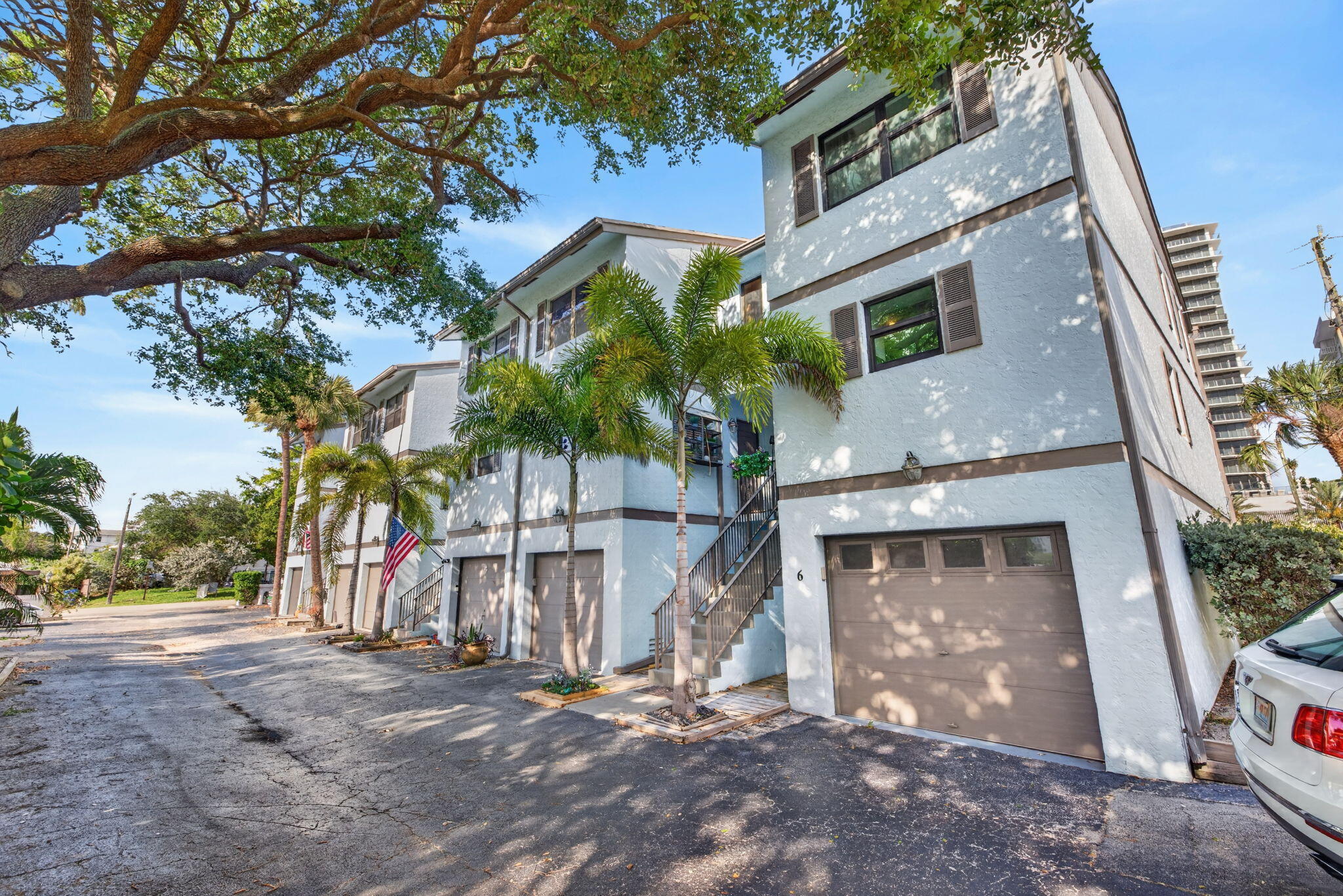 OCEAN VIEW CONDO - Residential