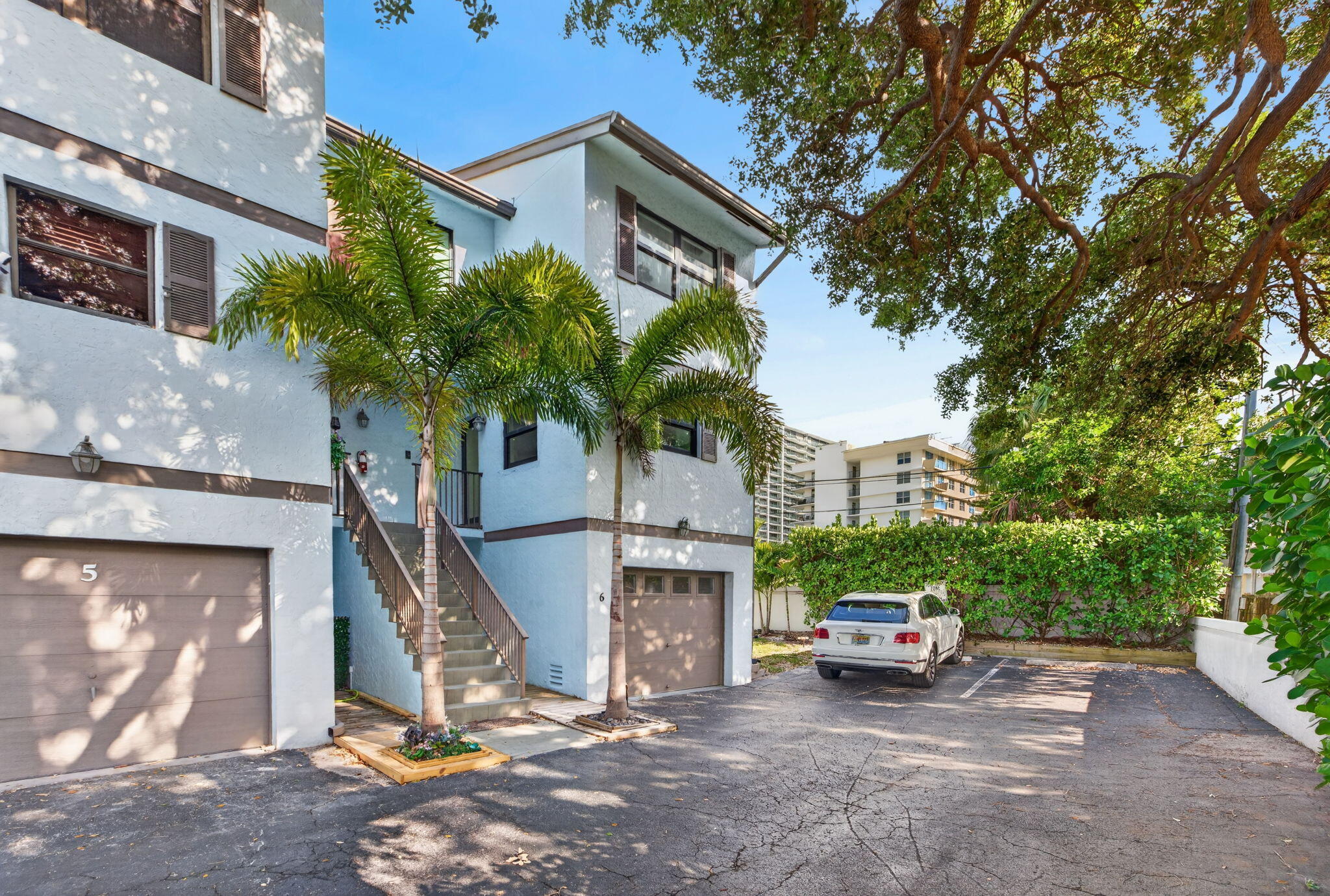 OCEAN VIEW CONDO - Residential