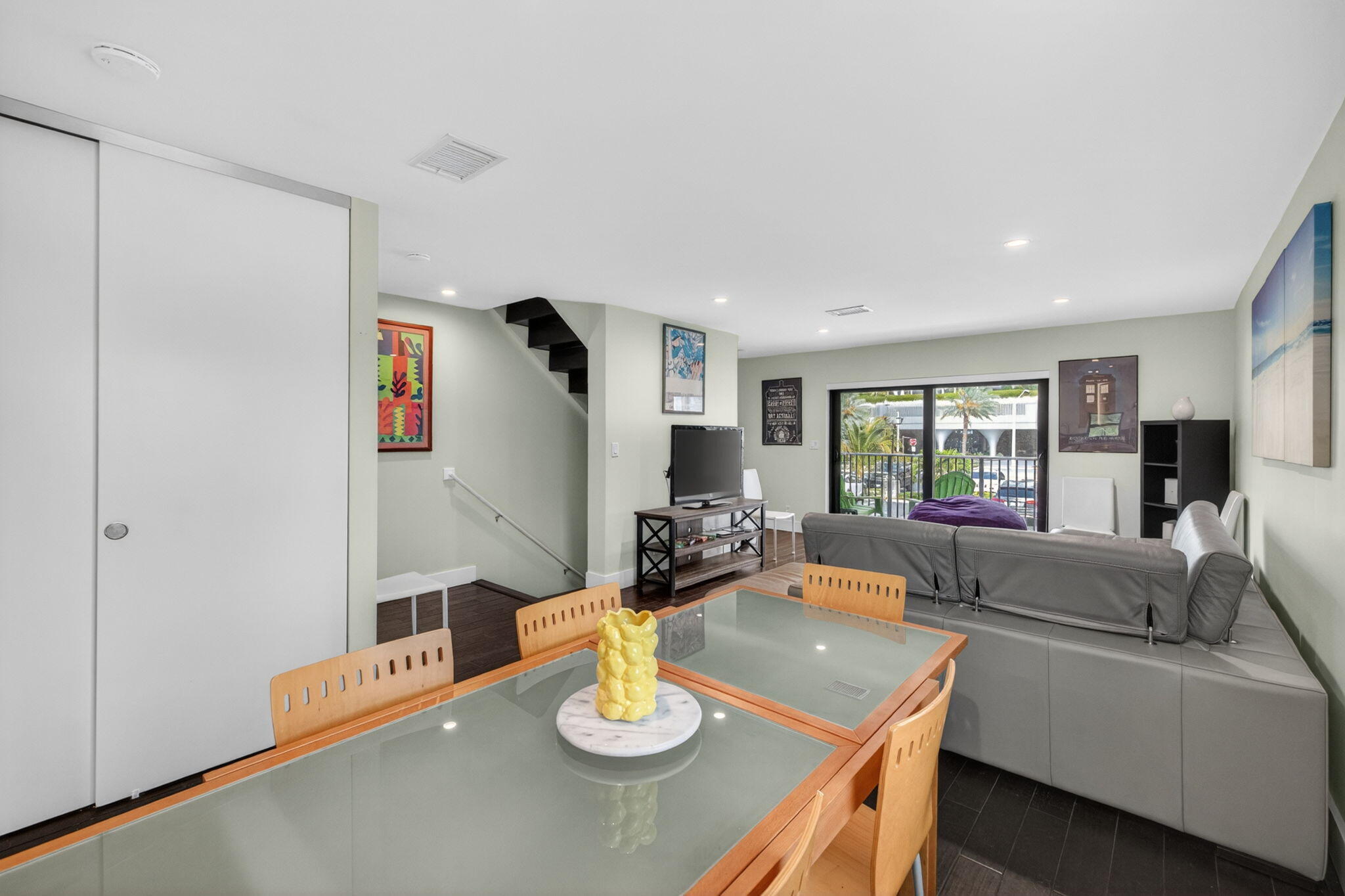 OCEAN VIEW CONDO - Residential