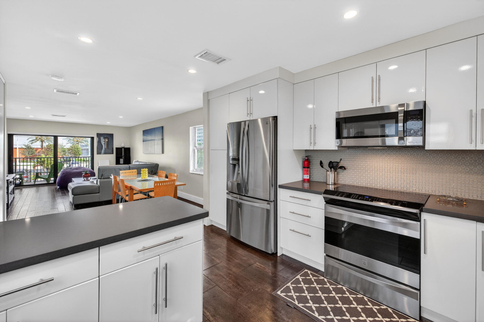 OCEAN VIEW CONDO - Residential