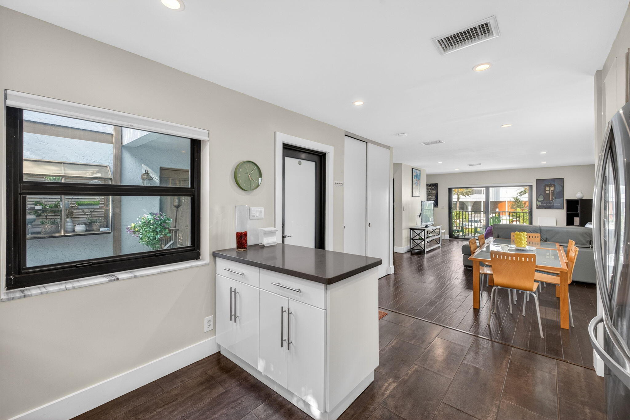 OCEAN VIEW CONDO - Residential